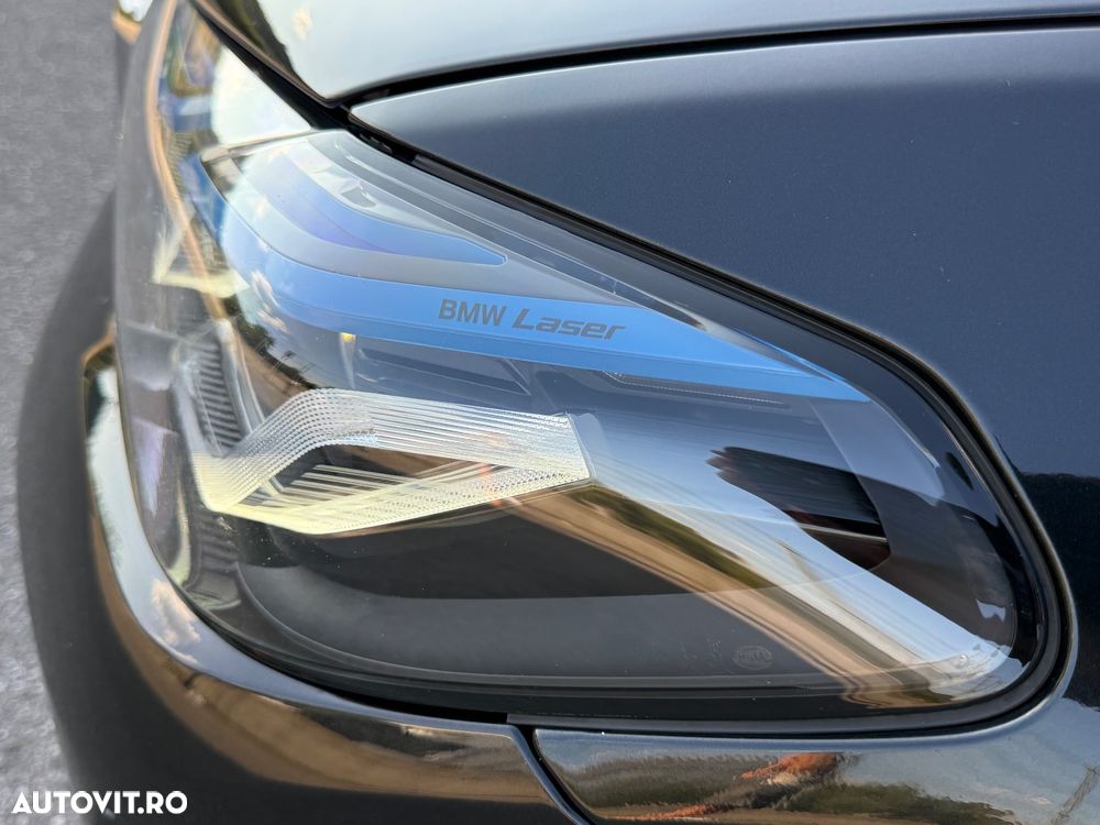 BMW Seria 5 520d xDrive AT MHEV - 32