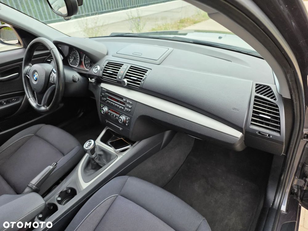 BMW Seria 1 - 11