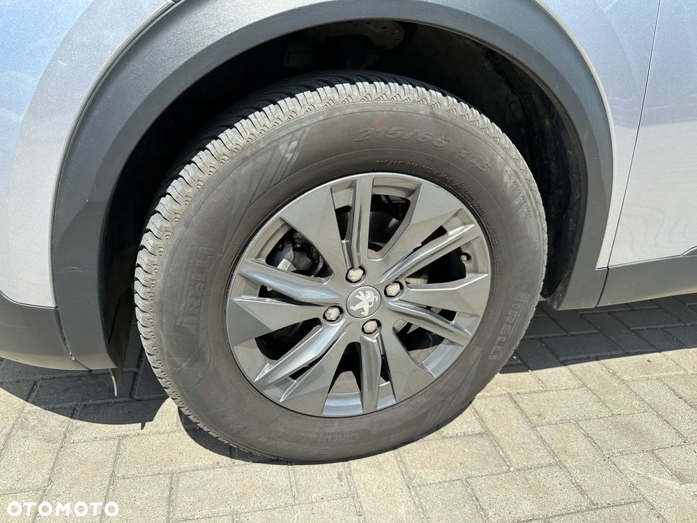Peugeot 2008 - 32