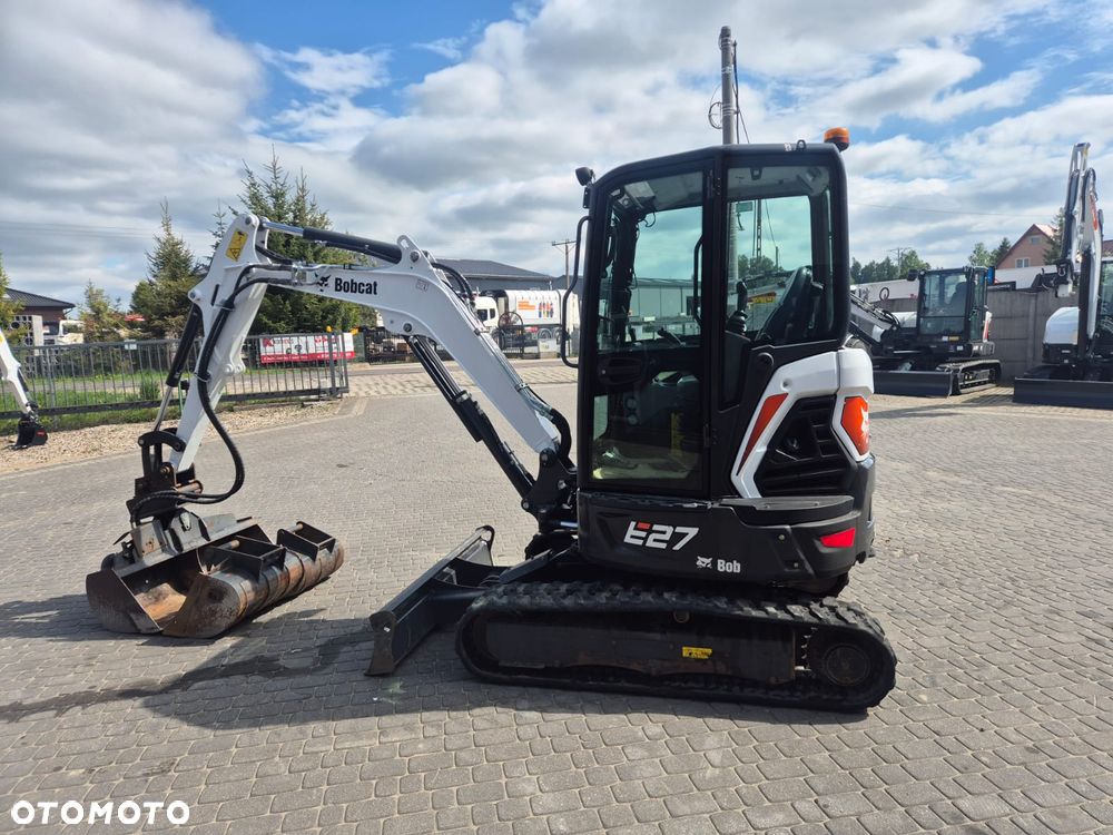 Bobcat E27 - 2