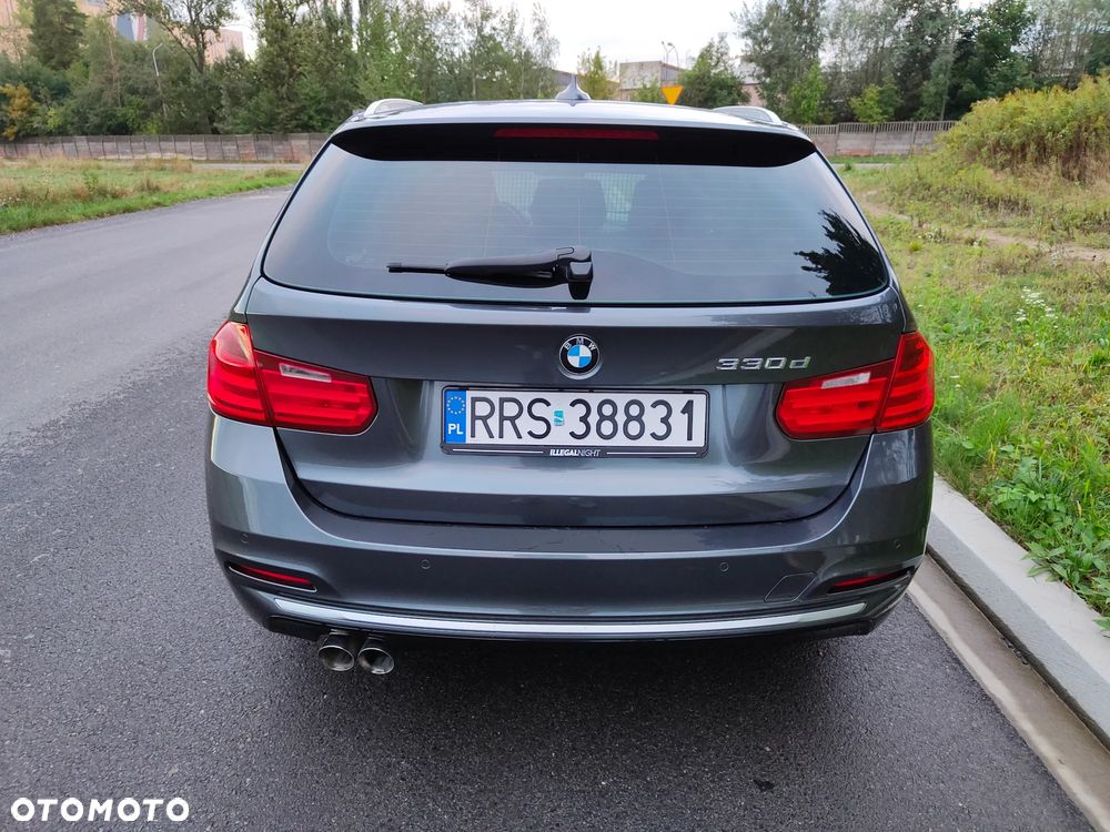 BMW Seria 3 330d Sport-Aut Luxury Line - 5