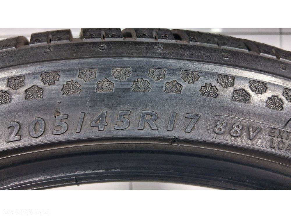 Opony zimowe 205/45R17 88V Dunlop - 5