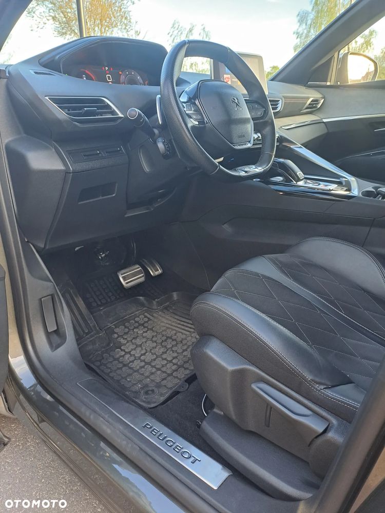 Peugeot 3008 BlueHDi 180 Stop & Start EAT8 Allure - 17