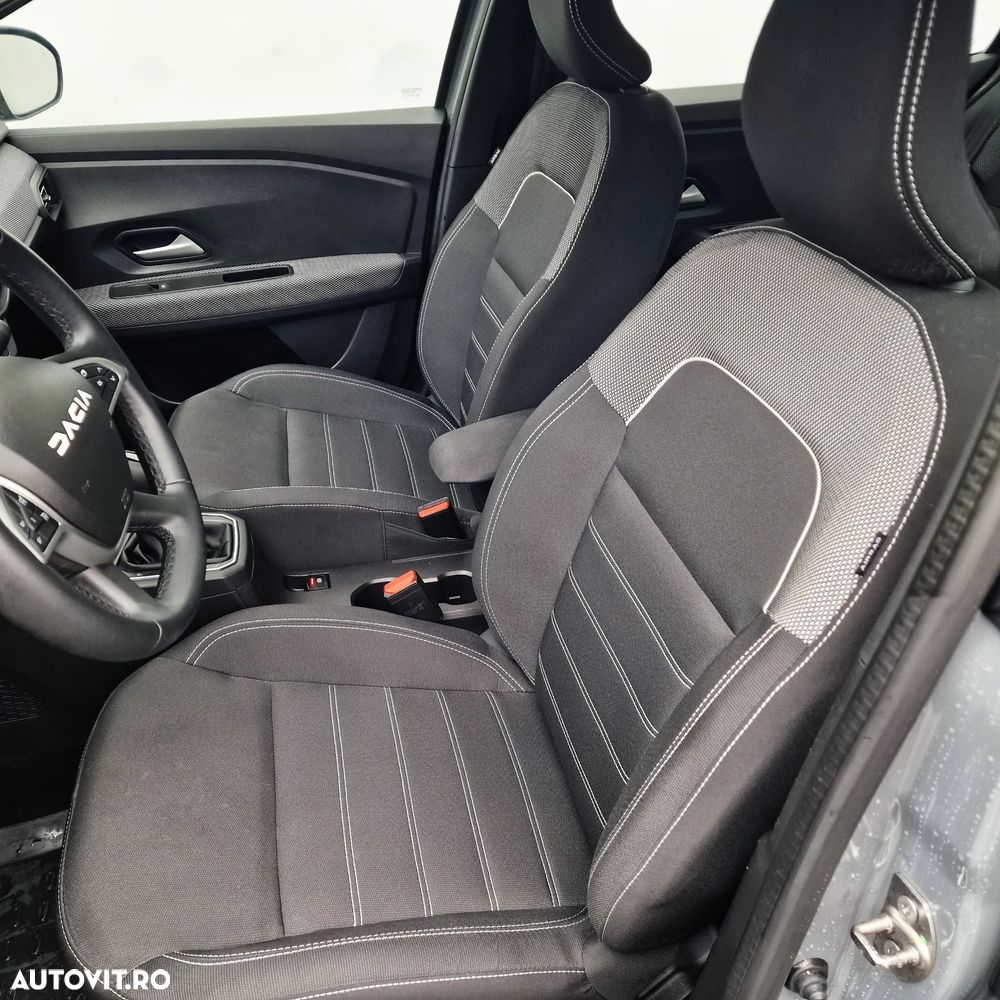 Dacia Logan TCe 90 CVT Journey - 10