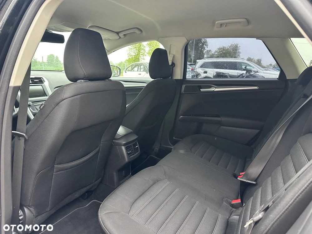 Ford Mondeo - 7