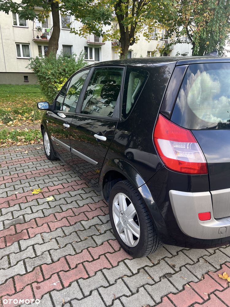 Renault Grand Scenic - 6