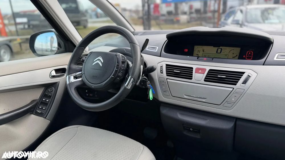 Citroën C4 e-HDi 110 EGS6 Business Class - 16