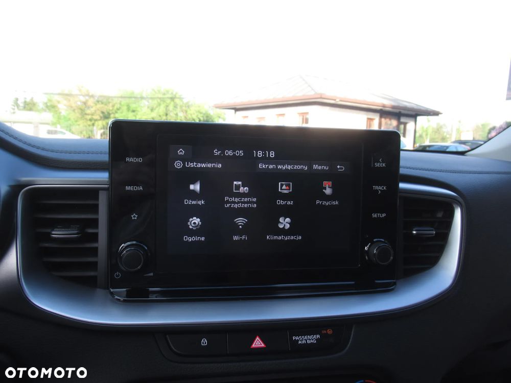 Kia Ceed 1.5 T-GDI M - 19
