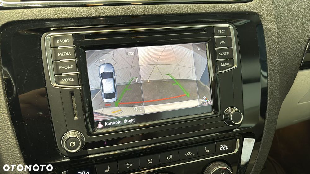 Volkswagen Jetta 1.4 TSI BMT Highline DSG - 21
