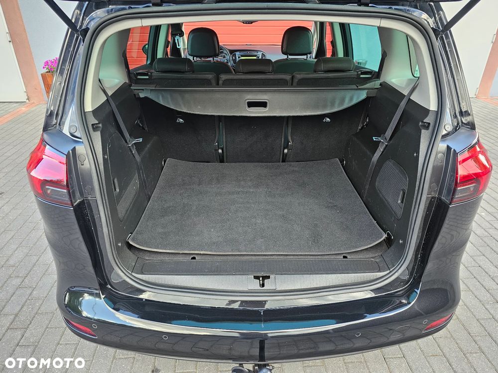 Opel Zafira 1.4 T Cosmo EcoFLEX S&S EU6 - 13