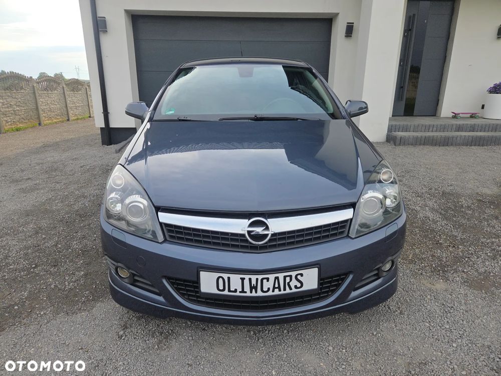 Opel Astra 1.8 Sport - 9