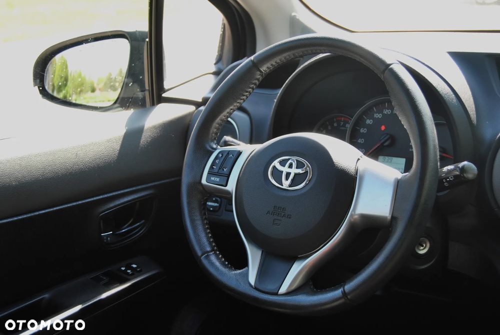 Toyota Yaris 1.0 Active - 10