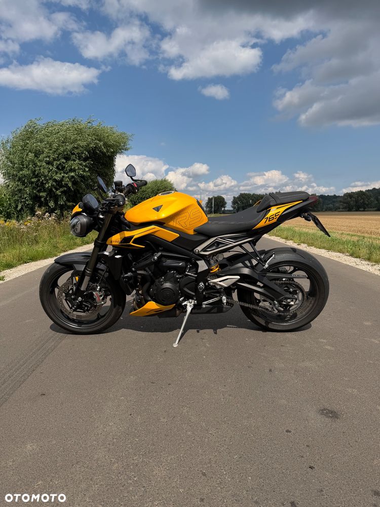 Triumph Street Triple - 3
