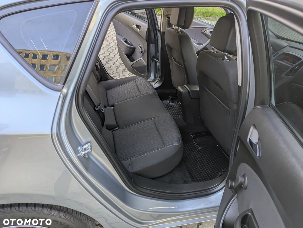 Opel Astra 1.4 T Sport - 29