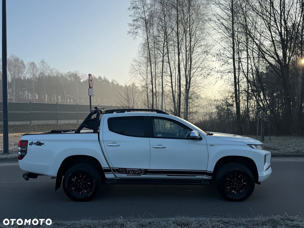 Mitsubishi L200 2.2 d DC Intense - 7