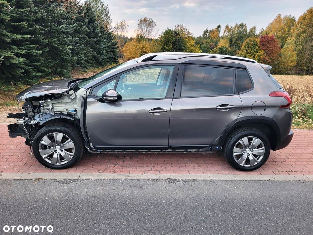 Peugeot 2008 1.5 BlueHDi Signature - 3