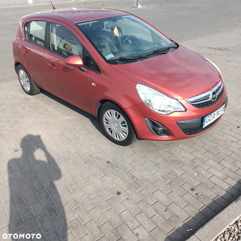 Opel Corsa 1.2 16V Cosmo - 9