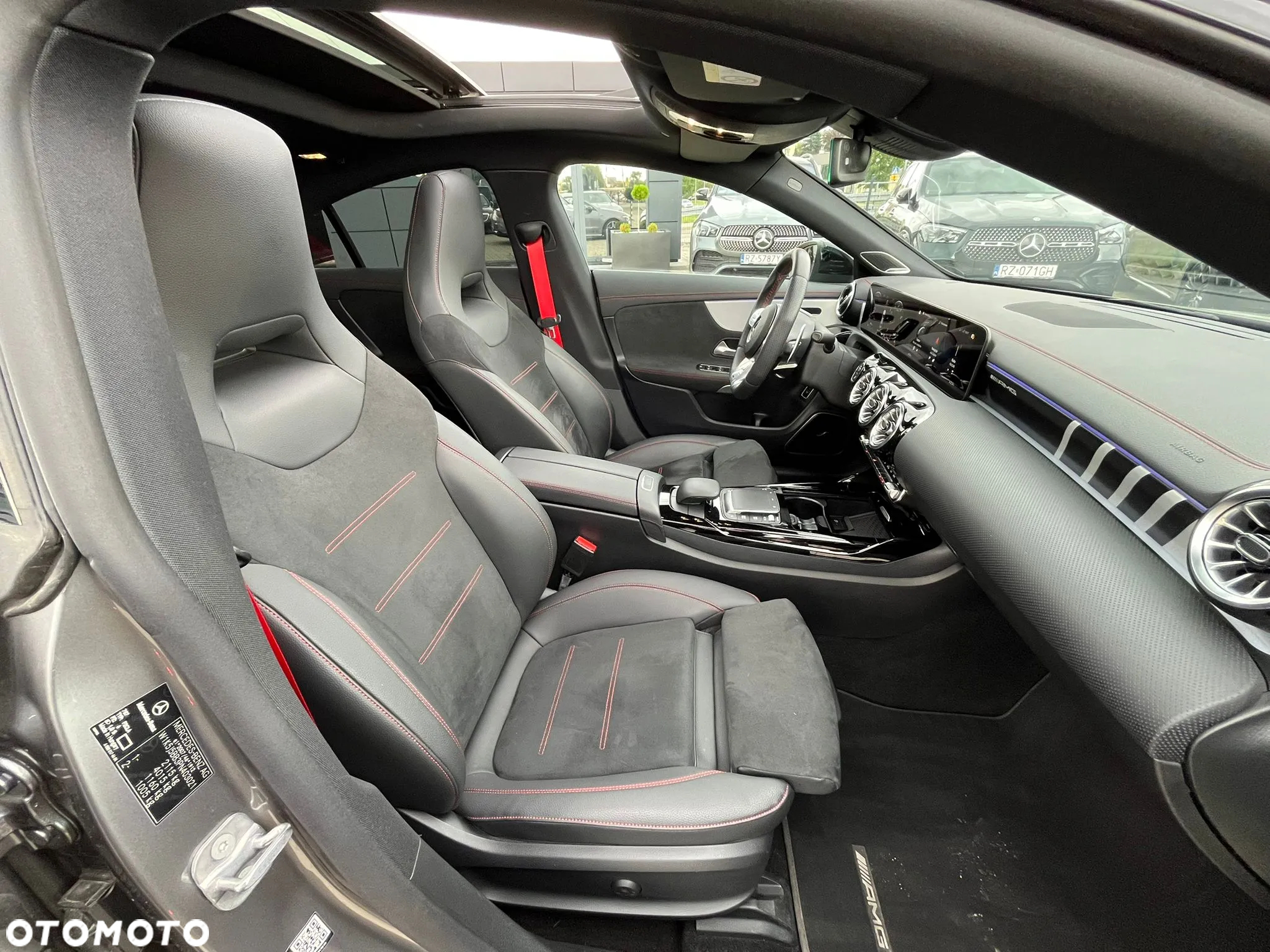 Mercedes-Benz CLA AMG 35 4-Matic 7G-DCT - 15