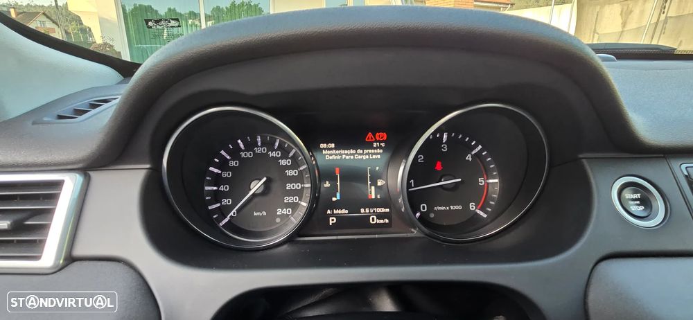 Land Rover Discovery Sport 2.0 TD4 SE 7L Auto - 7