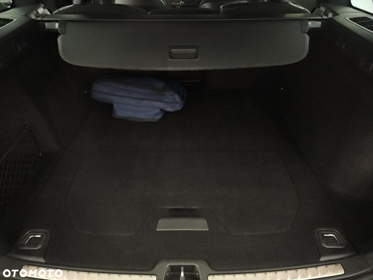 Volvo V60 B4 D Momentum - 25