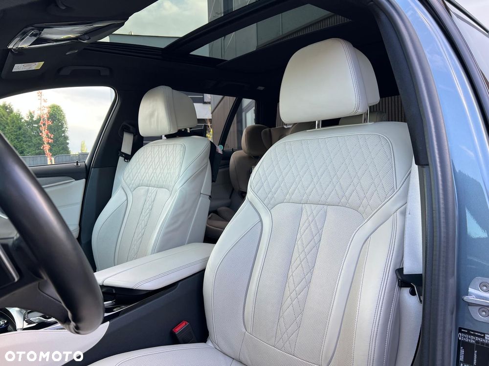BMW Seria 5 540d xDrive M Sport sport - 23