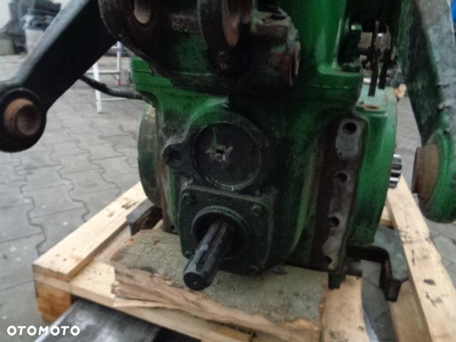 Most napęd tył obudowa atak talerz mechanizm różnicowy John Deere 5615F - 8