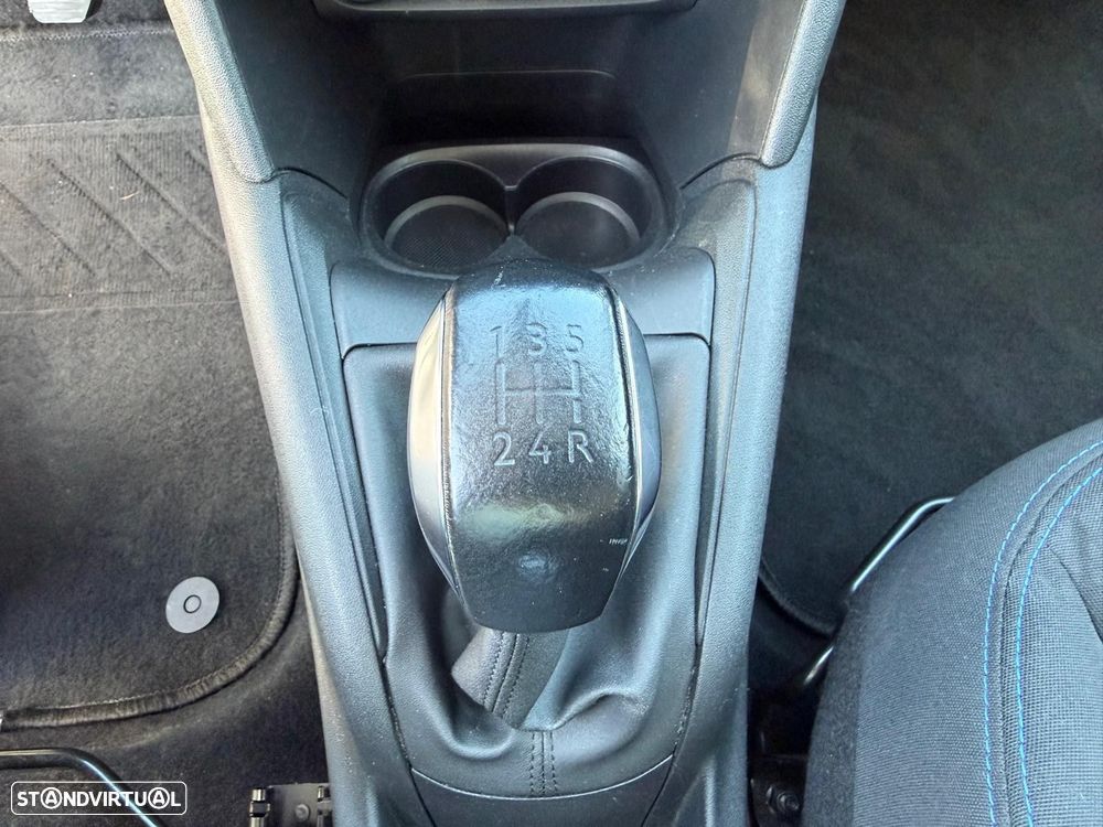 Peugeot 208 1.2 PureTech Signature - 23