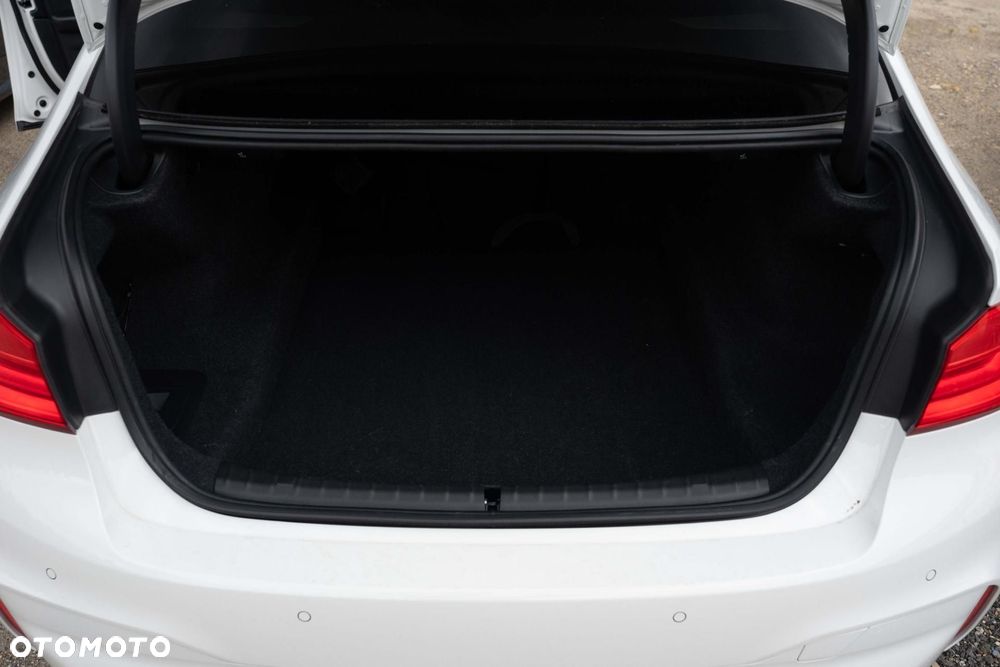 BMW M5 Standard - 33