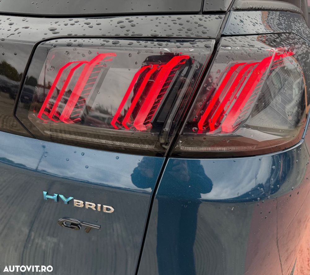 Peugeot 3008 Hybrid 225 e-EAT8 GT Pack - 13