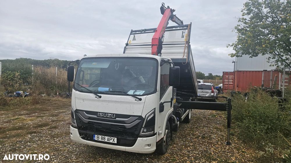 Isuzu M30 Basculabil cu macara - 12
