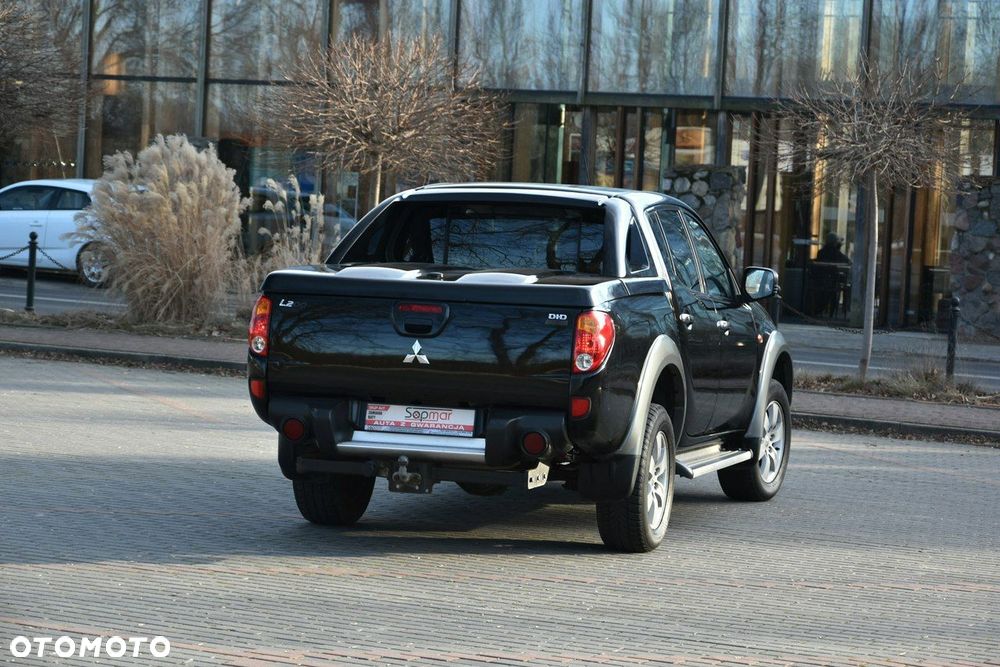Mitsubishi L200 - 6