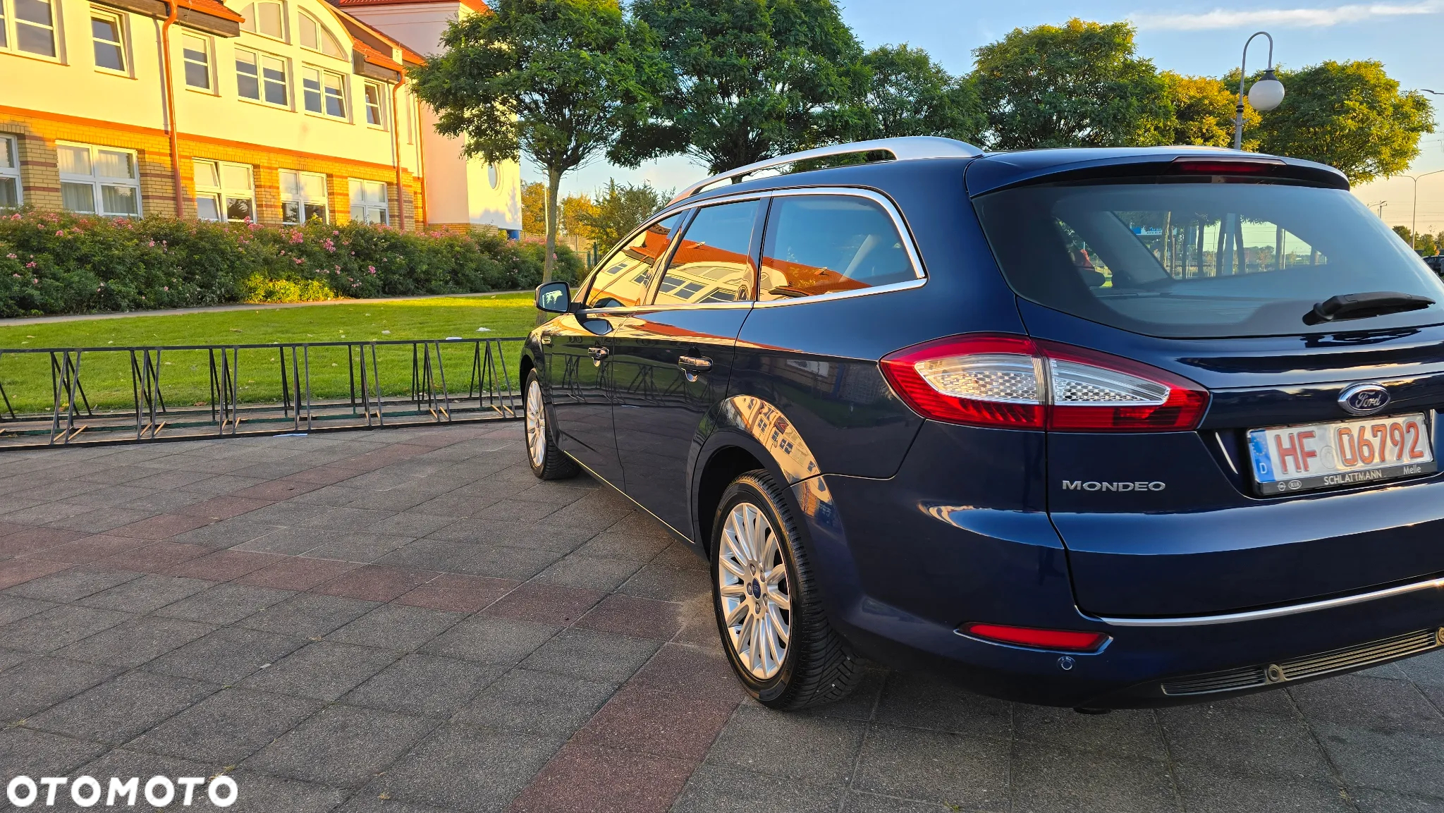 Ford Mondeo - 34