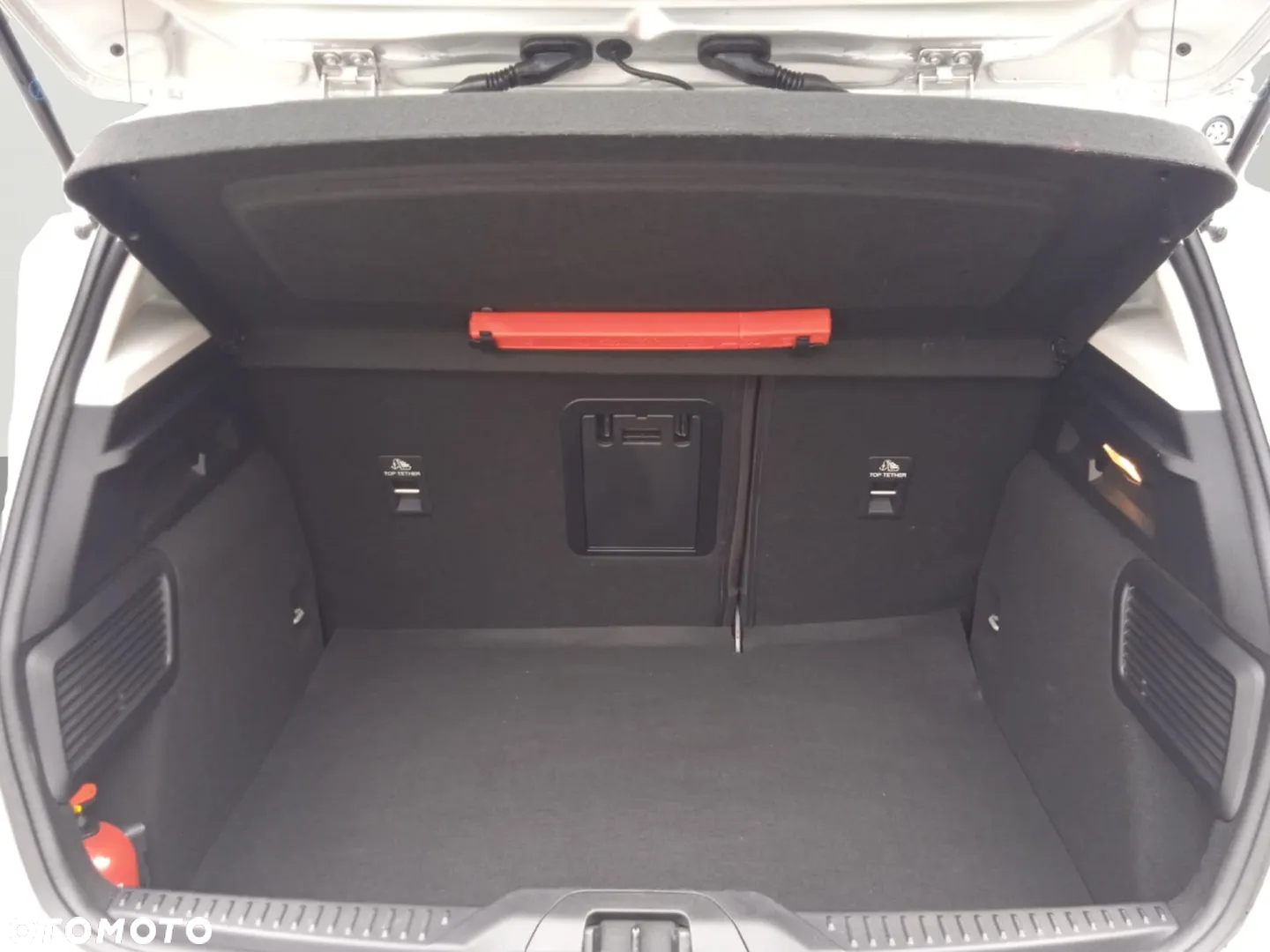 Ford Focus 1.0 EcoBoost Titanium X - 35