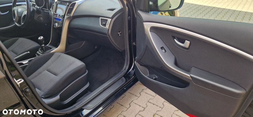 Hyundai i30 1.4 Premium - 25