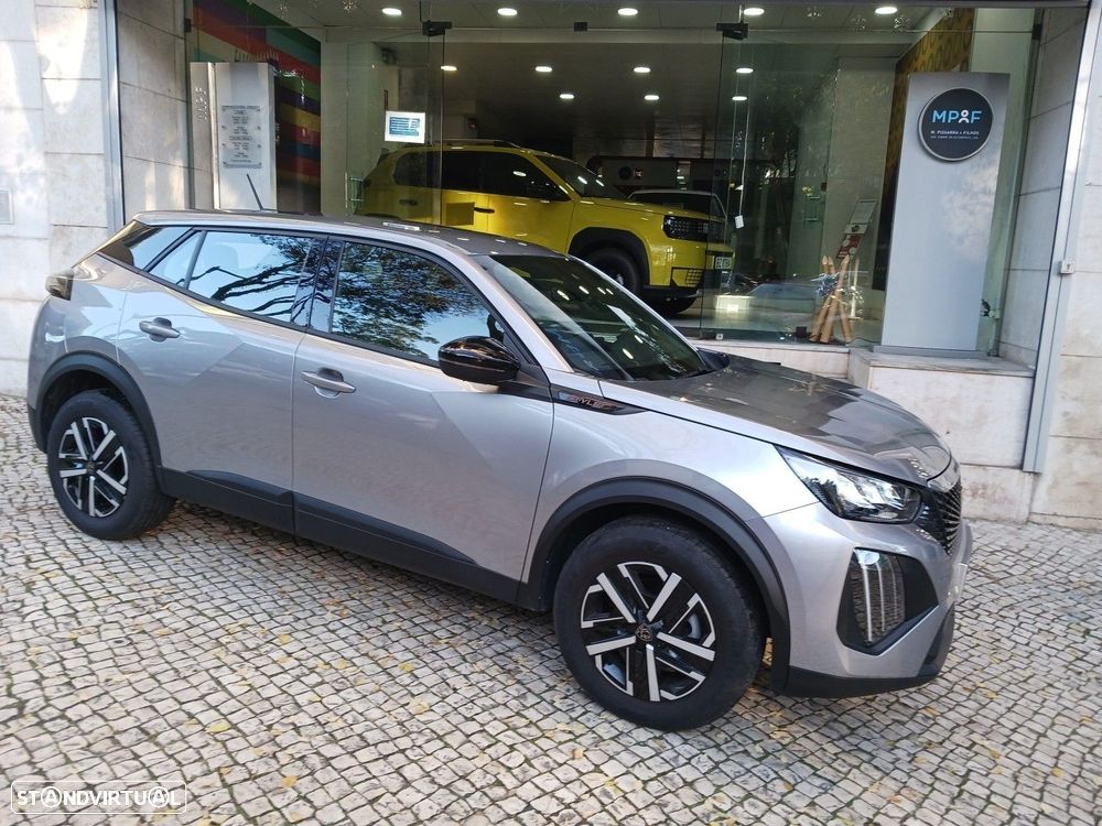 Peugeot 2008 1.2 PureTech Style - 4