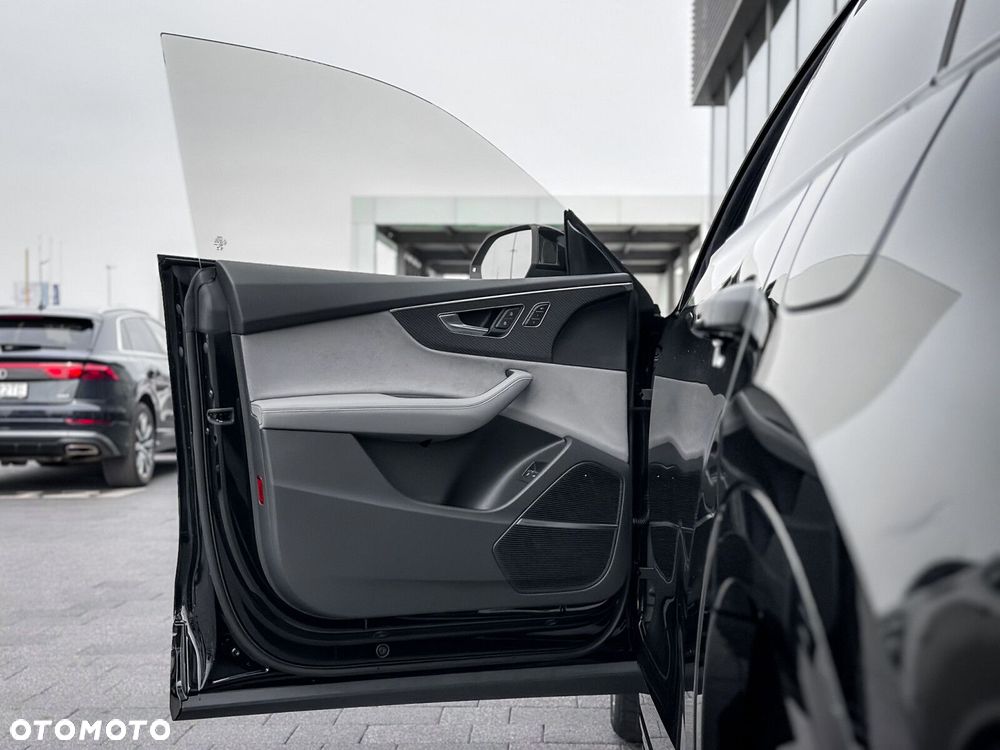 Audi Q8 - 13
