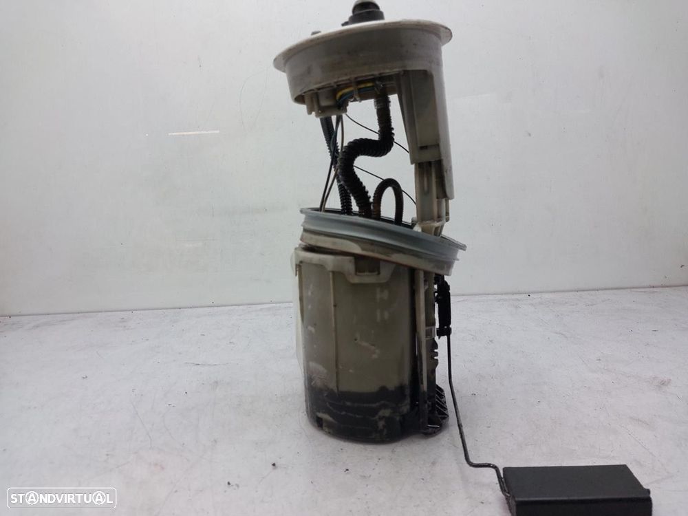 SENSOR DE COMBUSTÍVEL VOLKSWAGEN PASSAT 2003 -3C0919050AA - 2