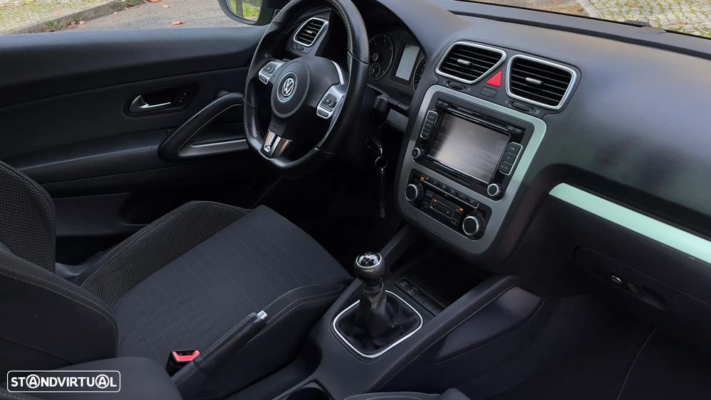 VW Scirocco 2.0 TDI R-Line - 37