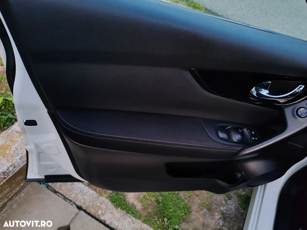 Nissan Qashqai 1.6 DCI Start/Stop X-TRONIC N-Connecta - 10