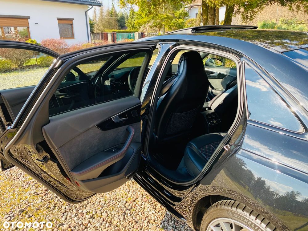 Audi A4 Limousine 45 TFSI mHEV Quattro Black Edition S tronic - 25