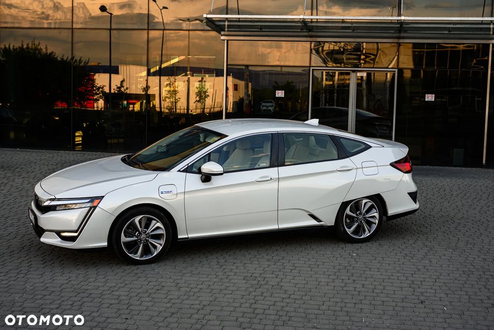 Honda Clarity - 28