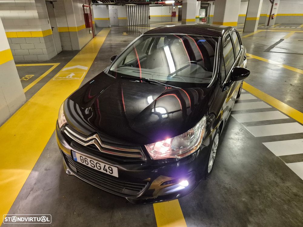 Citroën C4 e-HDi 115 ETG6 Selection - 4