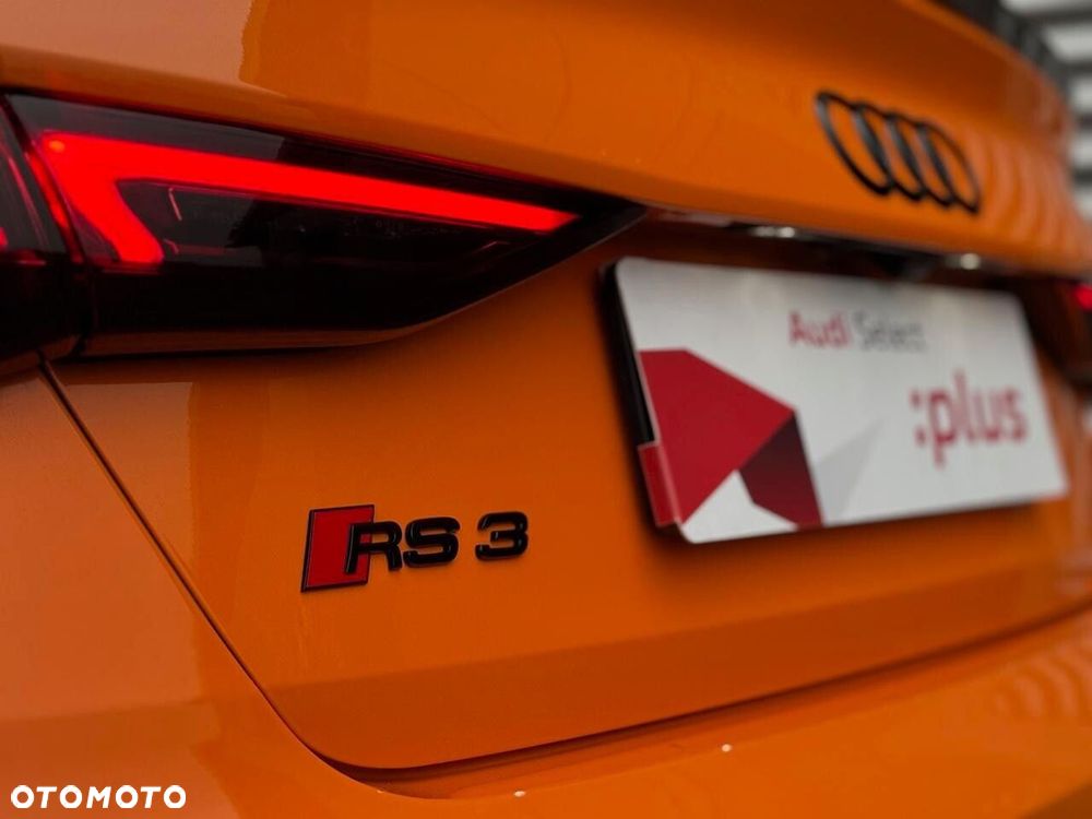 Audi RS3 Limousine - 12