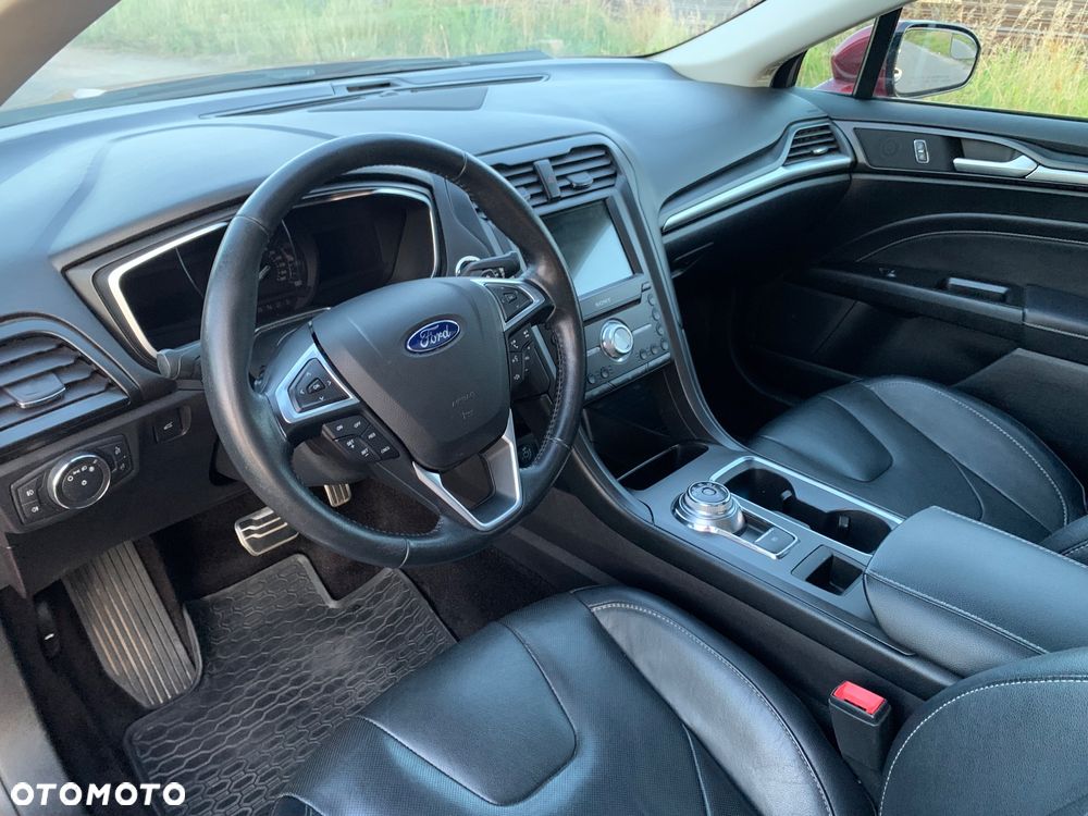 Ford Mondeo 2.0 EcoBoost Titanium - 8