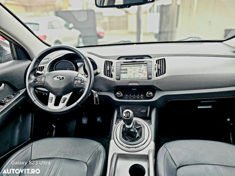 Kia Sportage 1.7 DSL MT 4x2 PREMIUM - 8