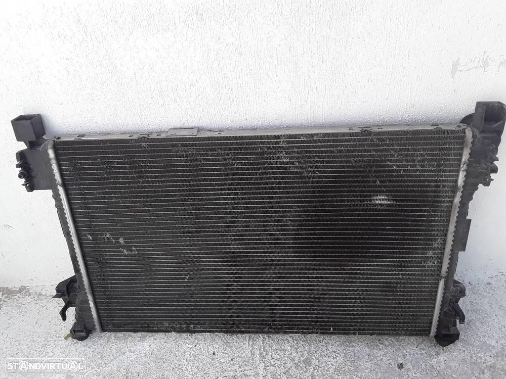 RADIADOR DE ÁGUA MERCEDES-BENZ CLASE CLC BM 203 - 1