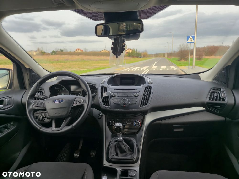 Ford Kuga 1.5 TDCi FWD Trend - 10