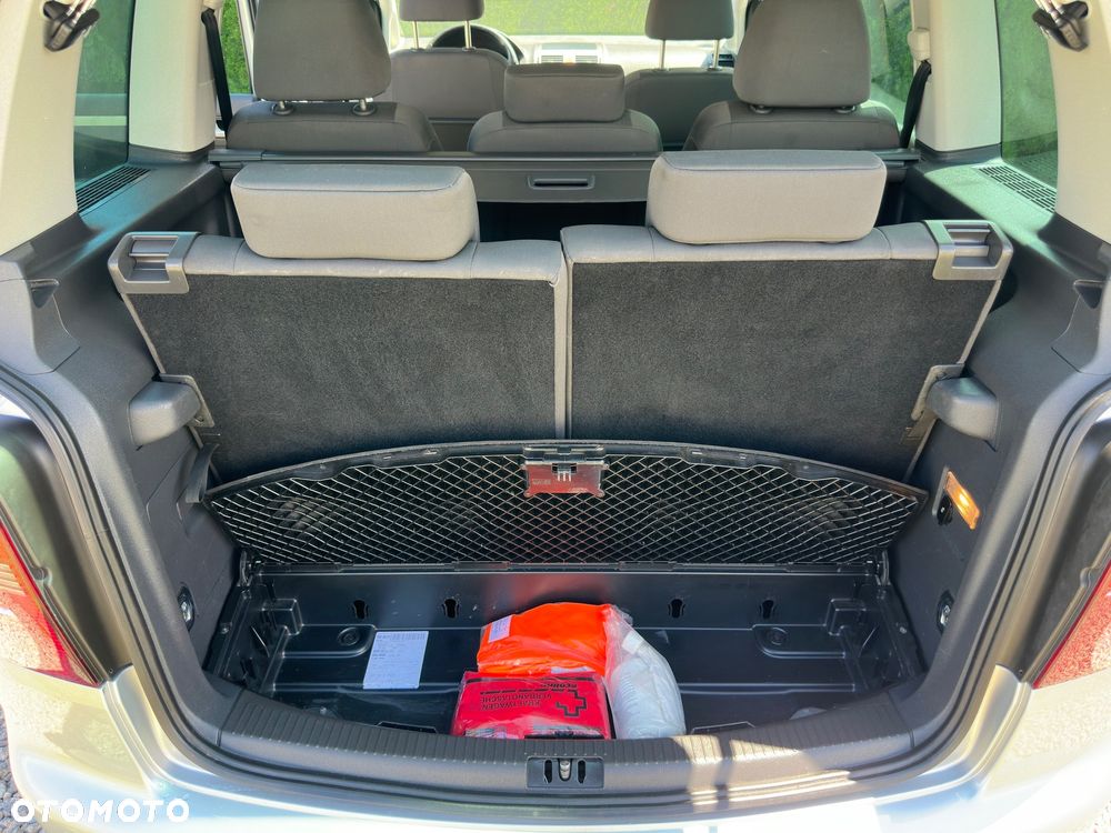 Volkswagen Touran 1.6 Trendline - 29