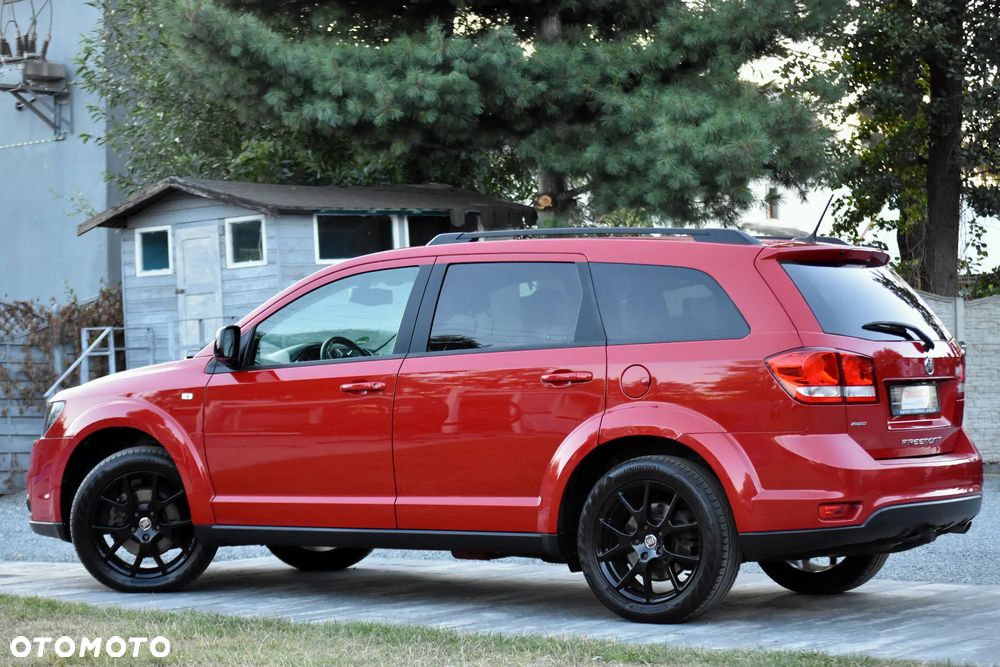 Fiat Freemont 2.0 Multijet 16V DPF Automatik Allrad Black Code - 13