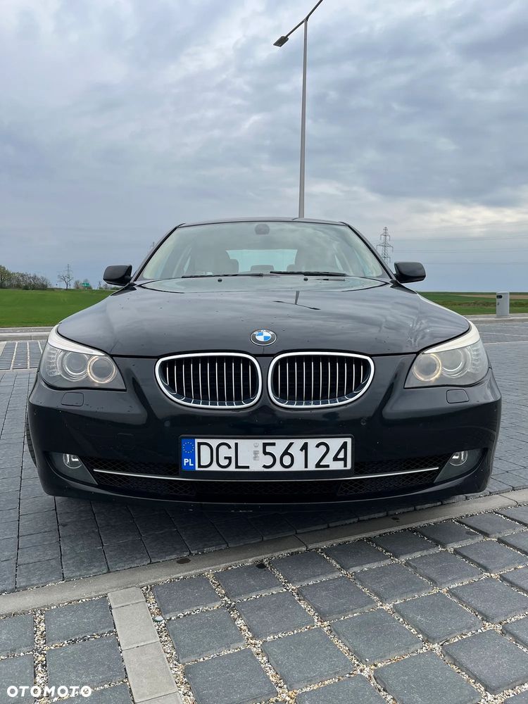 BMW Seria 5 523i Edition Exclusive - 3